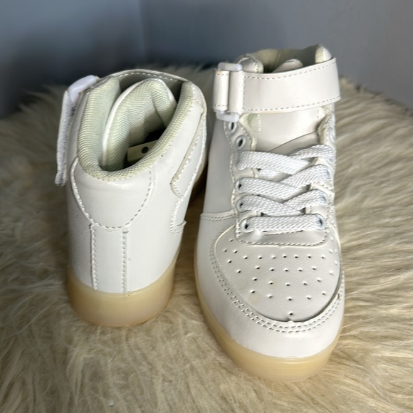 Led Shoes High Top USB Charging - Picture 5 of 8